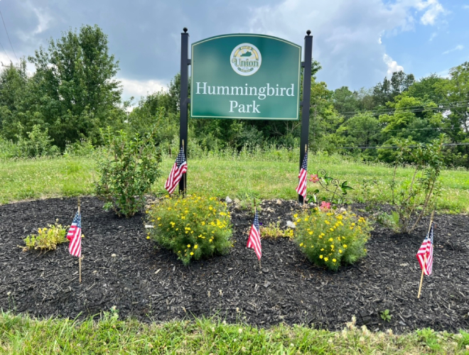 park-hummingbird-sign